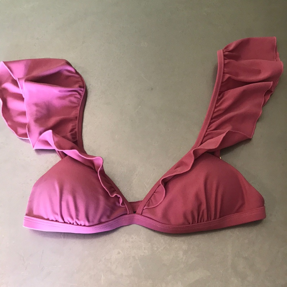 Beach Bunny Swim Top